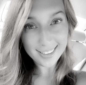 Meet your Posher, Leah